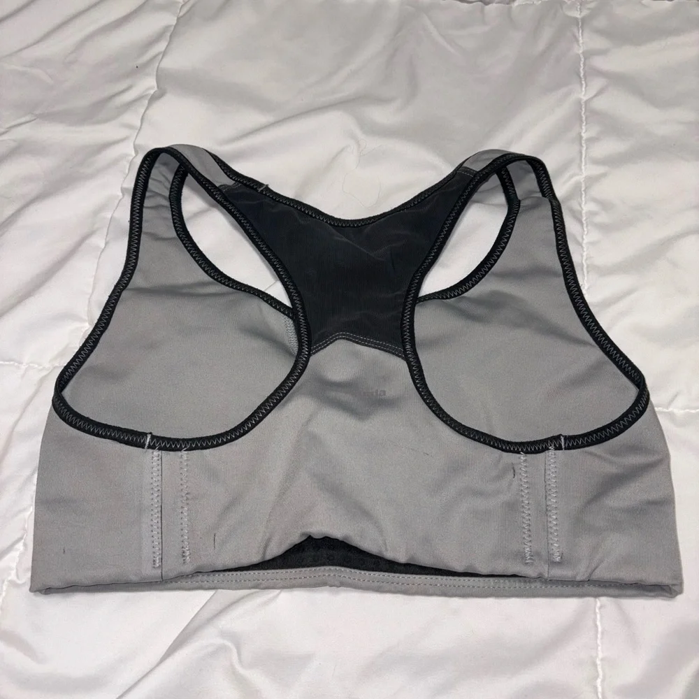 Patagonia Women's Gray Sports Bra Size Small Racerback